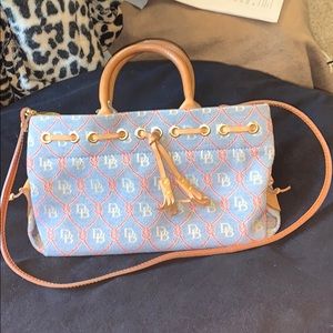 Vintage Dooney and Bourke purse